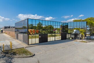 Plus de détails pour 100 Ronson Dr, Toronto, ON - Industriel/Logistique à vendre