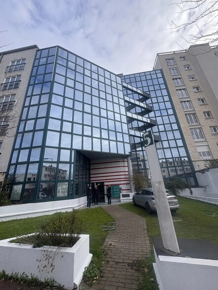 26 Avenue Du Général Leclerc, Bourg-la-Reine à vendre - Photo de l’immeuble – Image 3 sur 3