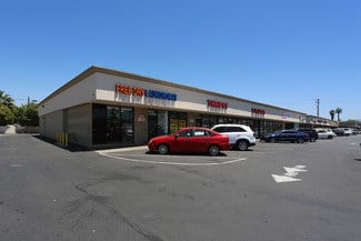 Plus de détails pour 1701-1725 W Chapman Ave, Orange, CA - Local commercial à louer