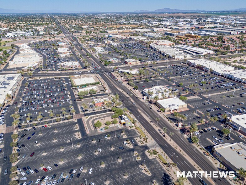 4716 E Ray Rd, Phoenix, AZ à vendre - Photo de l’immeuble – Image 2 sur 3