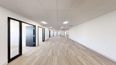 1051 Perimeter Dr, Schaumburg, IL à louer Numérisation 3D Matterport– Image 1 sur 3