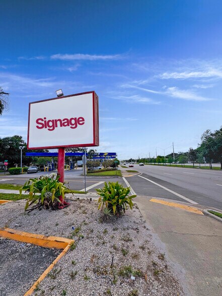 1705 W State Road 84, Fort Lauderdale, FL à louer - Photo de l’immeuble – Image 2 sur 2