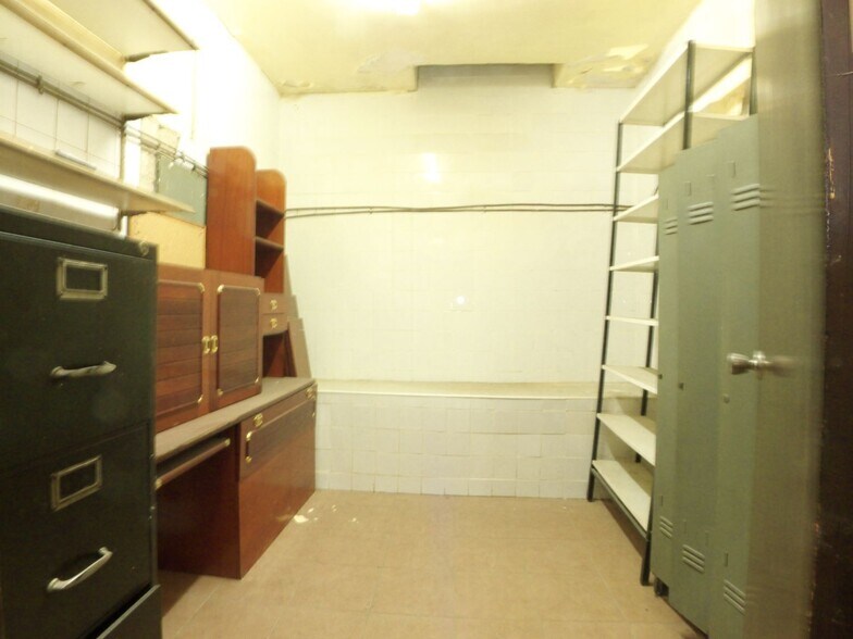 Immeuble residentiel dans Madrid, Madrid à vendre - Photo intérieure – Image 3 sur 6