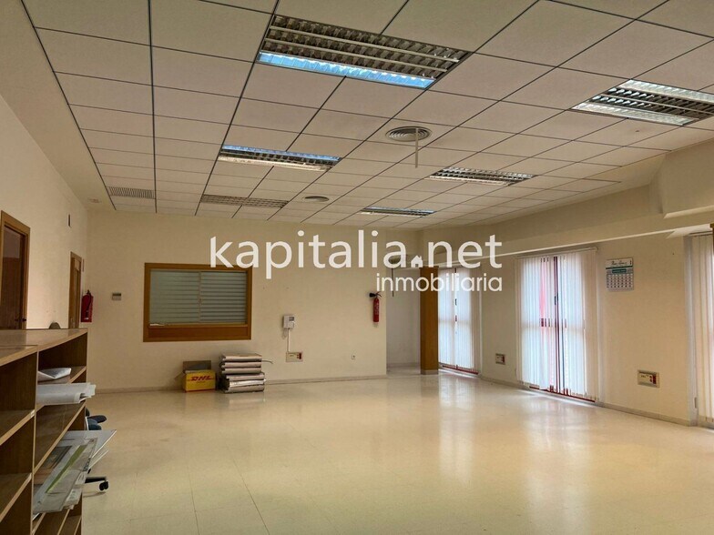 Bureau dans Ontinyent, Valencia à louer - Photo de l’immeuble – Image 2 sur 6
