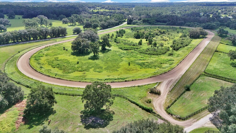 9400 NW 160th St, Reddick, FL à vendre - Photo de l’immeuble – Image 1 sur 66
