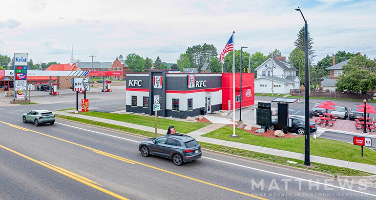 32 W Adams St, Iron River, MI à vendre - Photo de l’immeuble – Image 2 sur 3