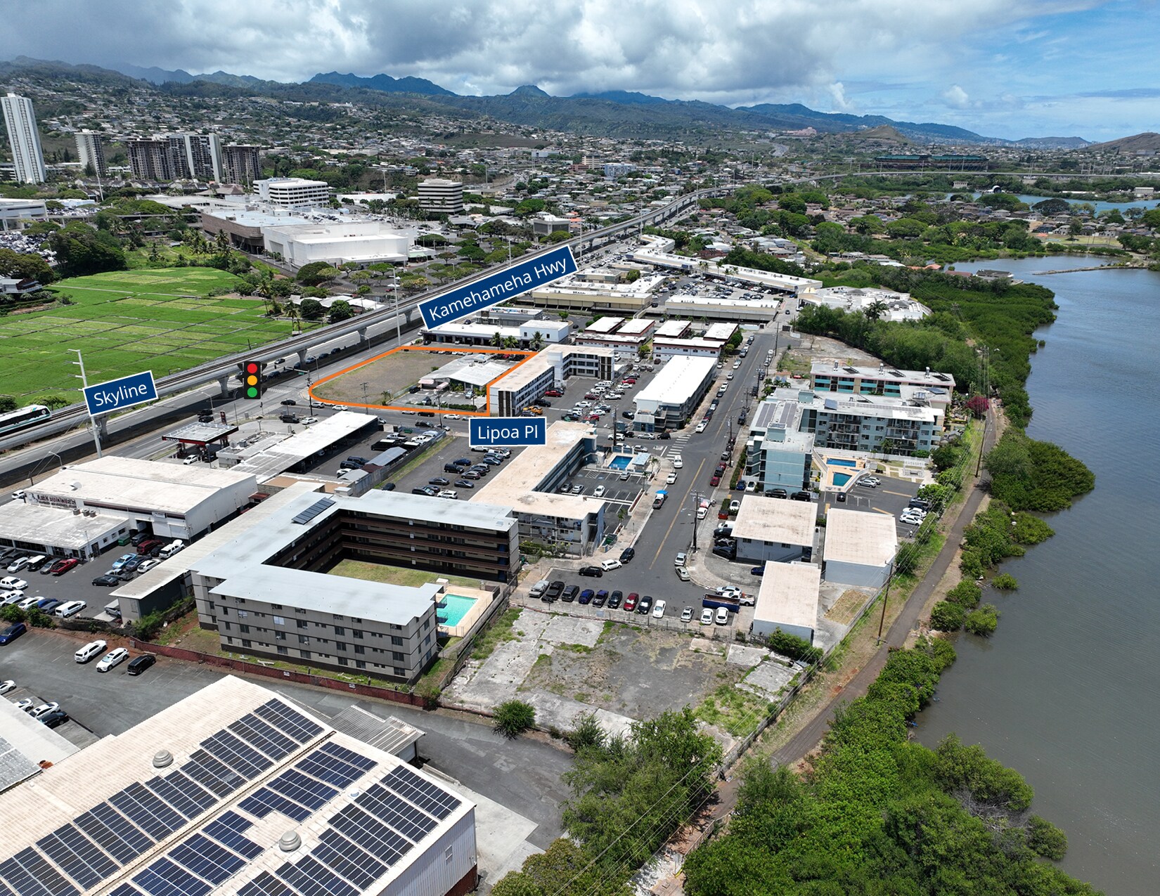 98-135 Kamehameha Hwy & 98-108 Lipoa Pl, Aiea, HI à louer Photo de l’immeuble– Image 1 sur 6
