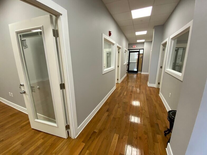 225-235 Essex St, Lawrence, MA à louer - Photo de l’immeuble – Image 3 sur 18