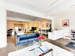 582 Castro St, San Francisco, CA à louer Photo de l’immeuble– Image 1 sur 15