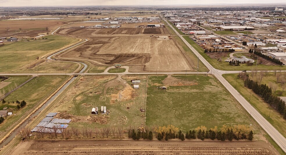 212068 Township Road 92, Lethbridge County, AB à vendre - Photo principale – Image 1 sur 5