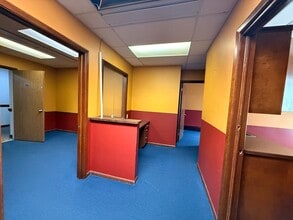 25701 N Lakeland Blvd, Cleveland, OH à vendre Photo intérieure– Image 2 sur 7