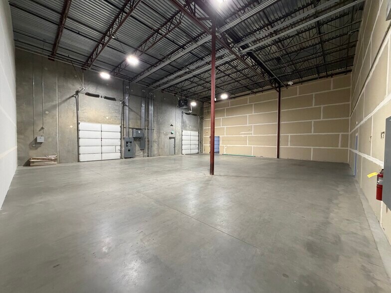 330 N Ancestor Pl, Boise, ID à louer - Photo de l’immeuble – Image 3 sur 11