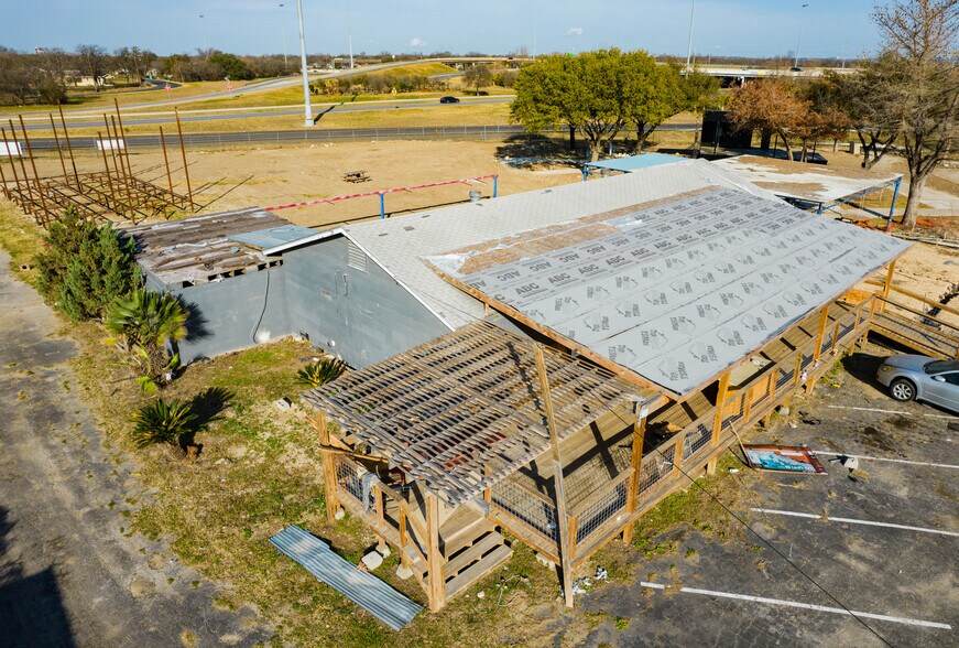 1600 S General Mcmullen Dr, San Antonio, TX à louer - Photo de l’immeuble – Image 3 sur 29
