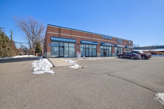 33740-33804 Schoenherr Rd, Sterling Heights, MI à louer Photo intérieure– Image 1 sur 1