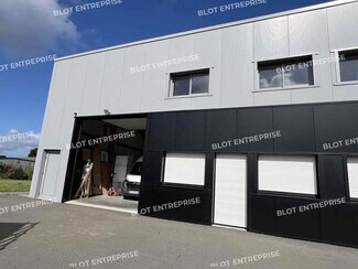 Plus de détails pour Bureau, Industriel/Logistique à louer