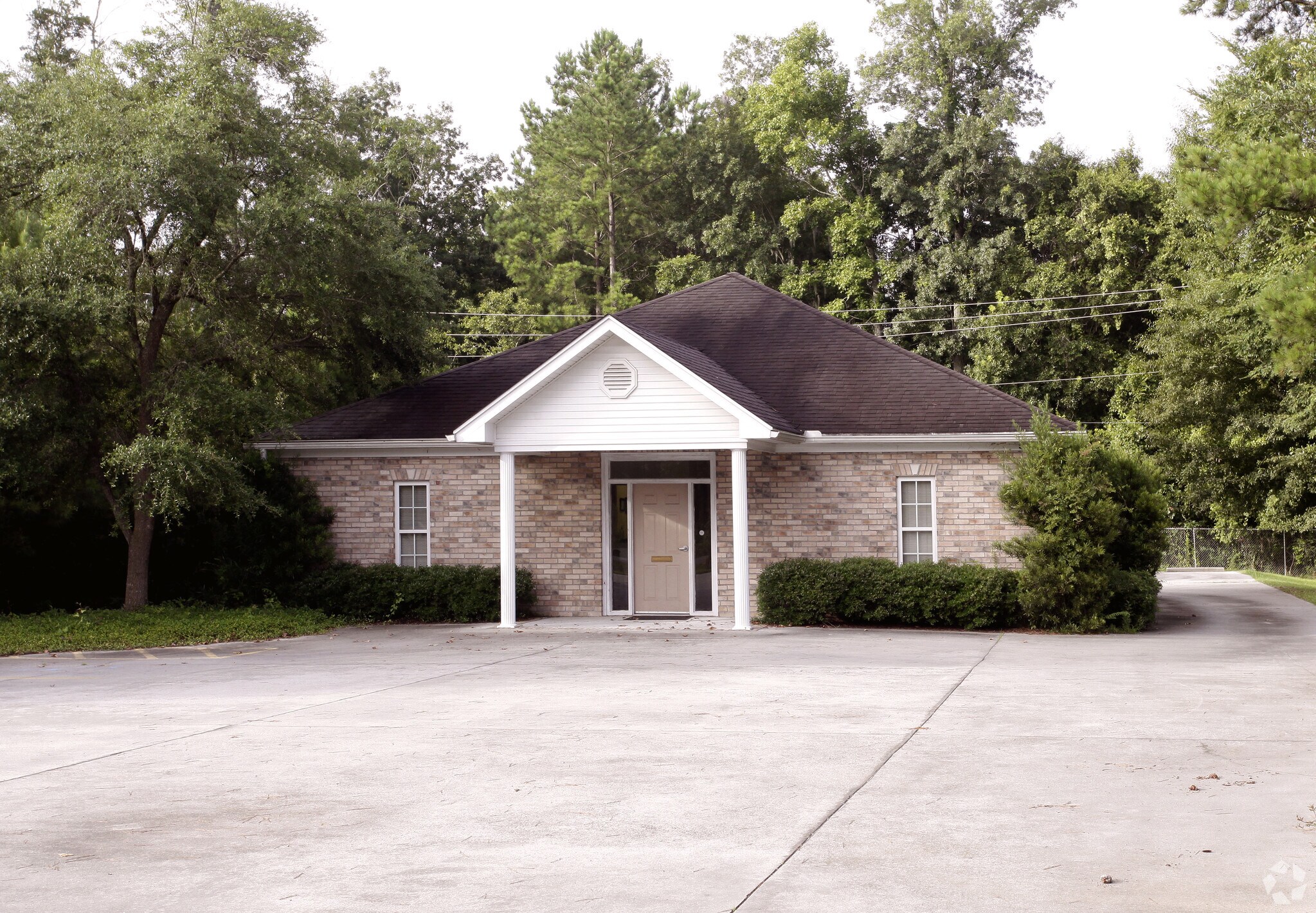 425 Barony St, Moncks Corner, SC à vendre Photo principale– Image 1 sur 8