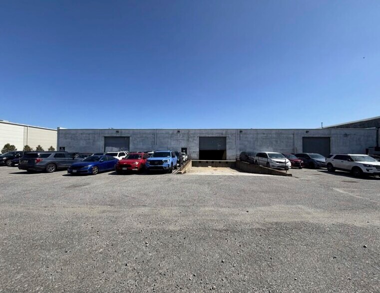 1064 Babylon Farmingdale Rd, Lindenhurst, NY à louer - Photo de l’immeuble – Image 3 sur 23
