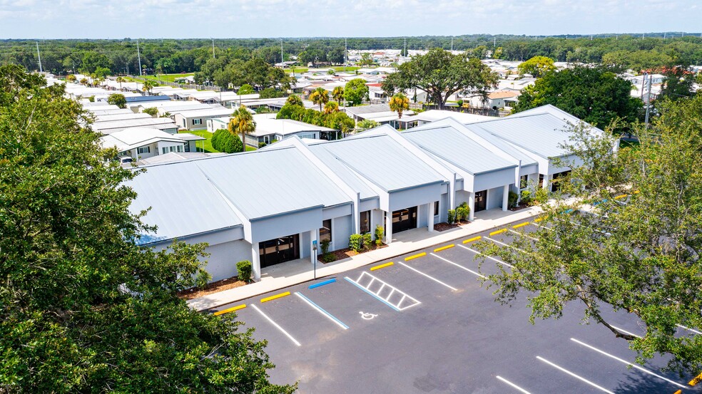 37802-37814 Medical Arts Ct, Zephyrhills, FL à louer - Photo de l’immeuble – Image 1 sur 30