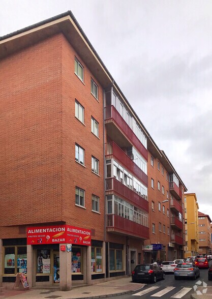 Calle Virgen de las Angustias, 37, Ávila, Ávila à louer - Photo principale – Image 1 sur 2