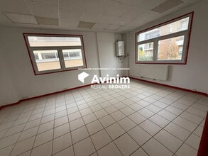 Industriel/Logistique dans Argenteuil à vendre Photo intérieure– Image 2 sur 3