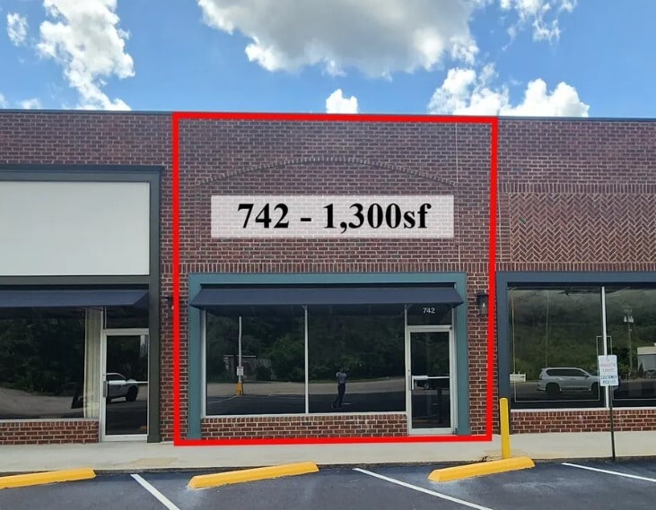 770 Shades Mountain Plz, Hoover, AL à louer Photo de l’immeuble– Image 1 sur 1