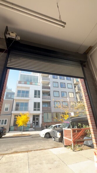 134 Bayard St, Brooklyn, NY à louer - Vidéo sur l’annonce professionnelle – Image 2 sur 3