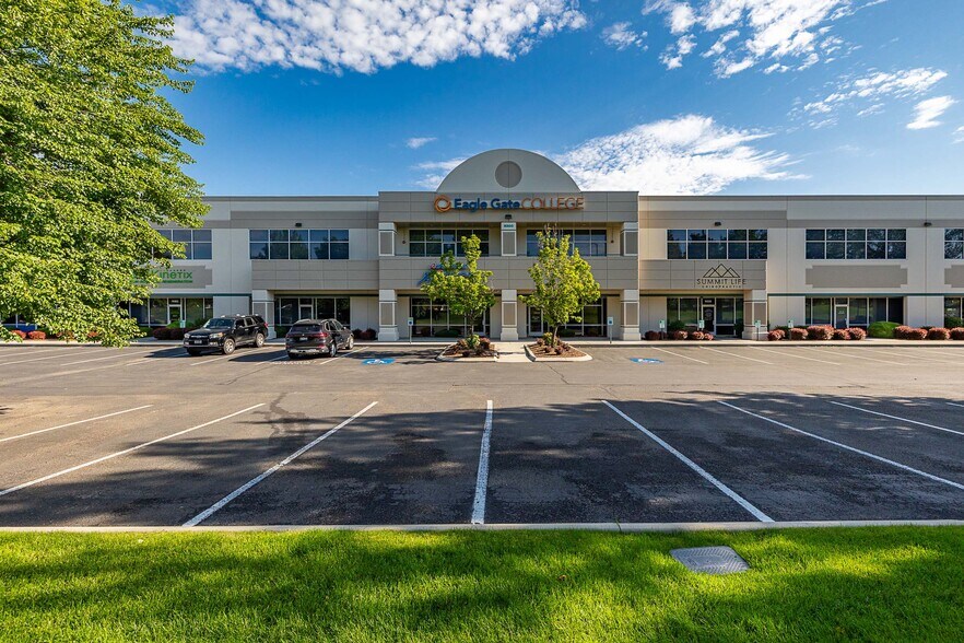 9300 W Overland Rd, Boise, ID à louer - Photo principale – Image 1 sur 5