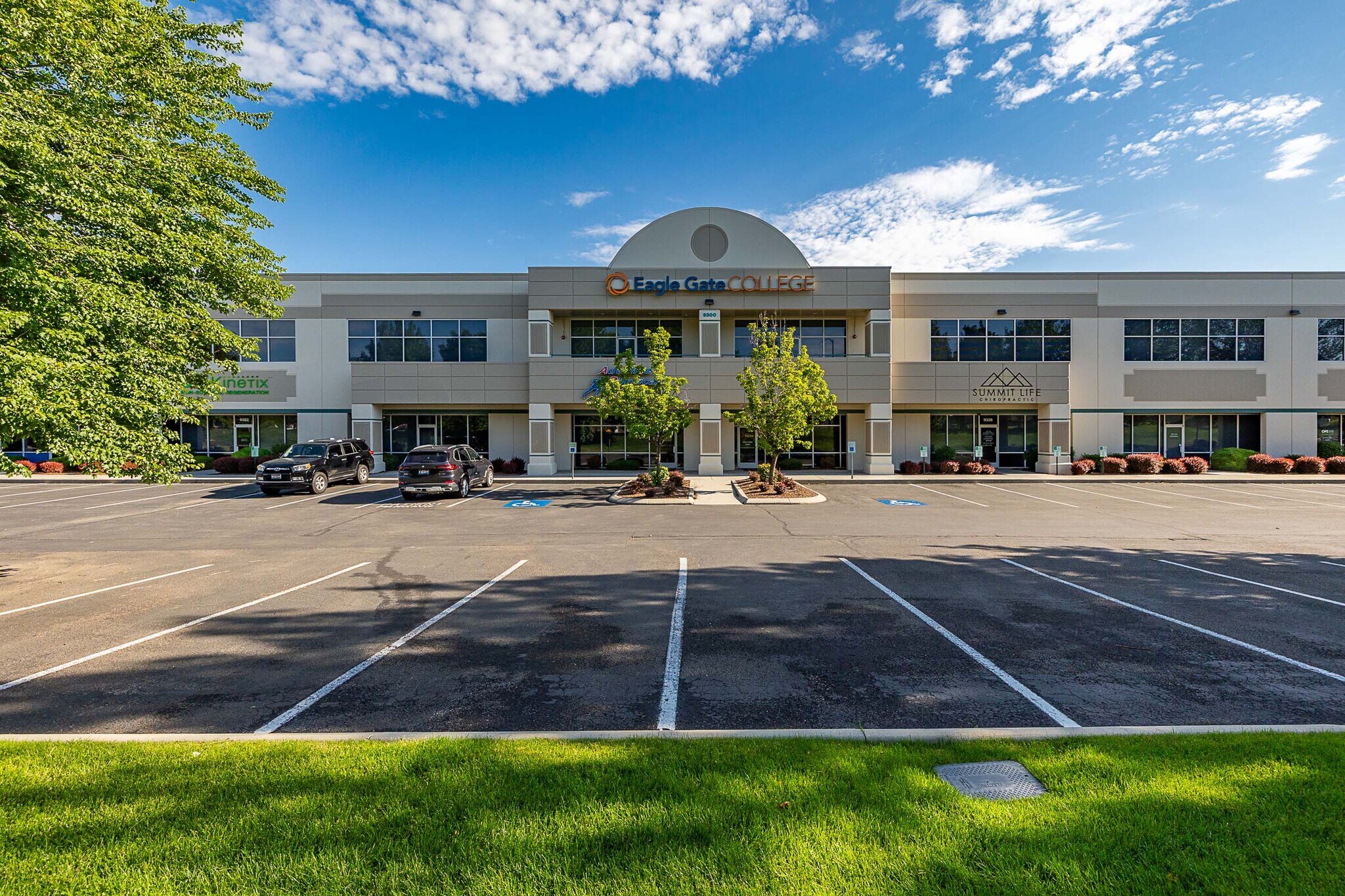 9300 W Overland Rd, Boise, ID à louer Photo principale– Image 1 sur 6