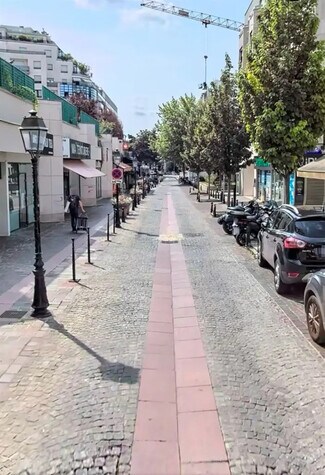 Plus de détails pour Local commercial à louer