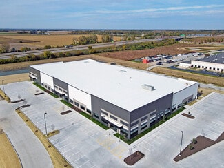 Plus de détails pour 100 Commerce Center Dr, Collinsville, IL - Local d'activités à louer