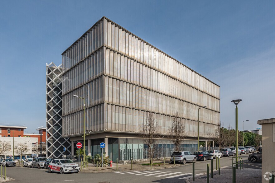 6 Rue Romain Rolland, Lormont à louer - Photo de l’immeuble – Image 3 sur 3