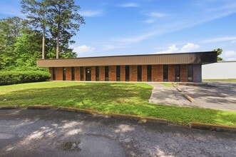2807 Neuse Blvd, New Bern, NC à louer Photo de l’immeuble– Image 1 sur 23