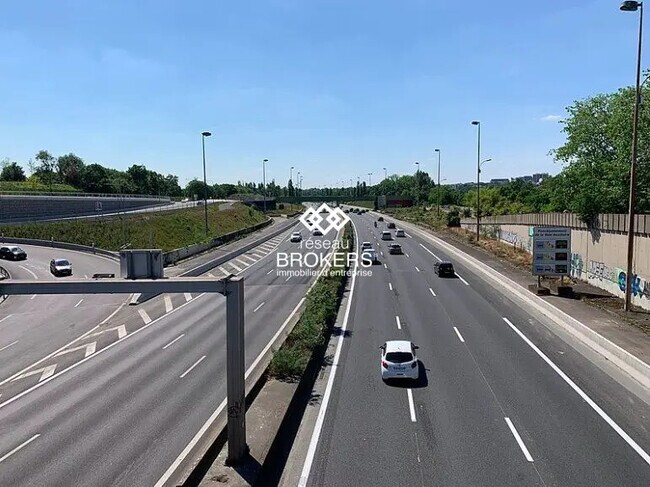 Plus de détails pour Industriel/Logistique à vendre