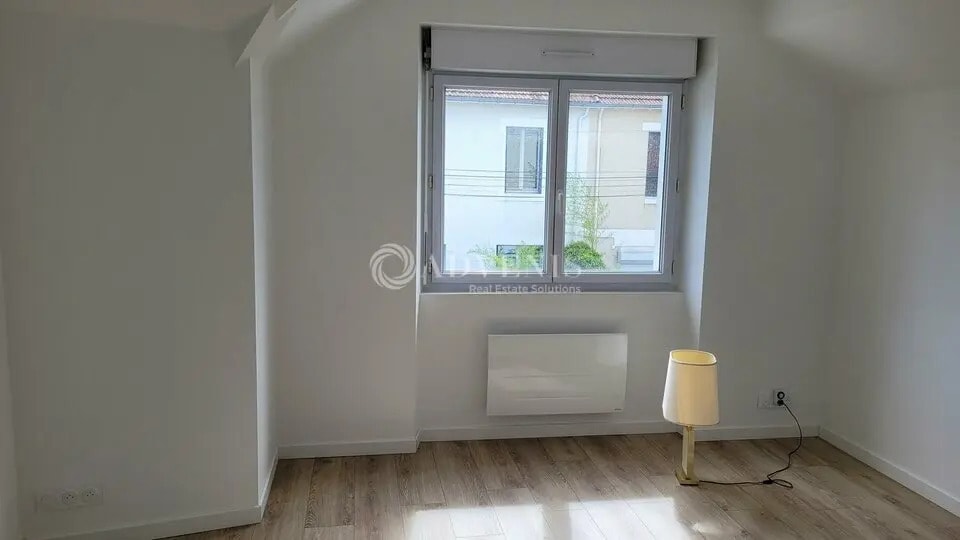 Local commercial dans Nantes à louer - Photo de l’immeuble – Image 3 sur 6