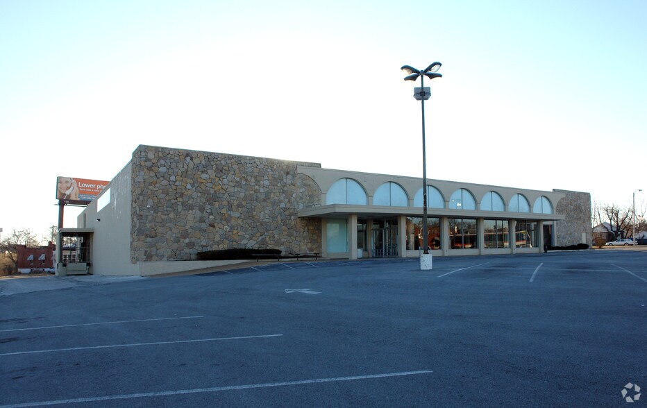 4330 S Broadway, Saint Louis, MO à vendre - Photo de l’immeuble – Image 2 sur 11