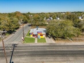 702 Avenue H, Poteet, TX - Vue aérienne  vue de carte - Image1