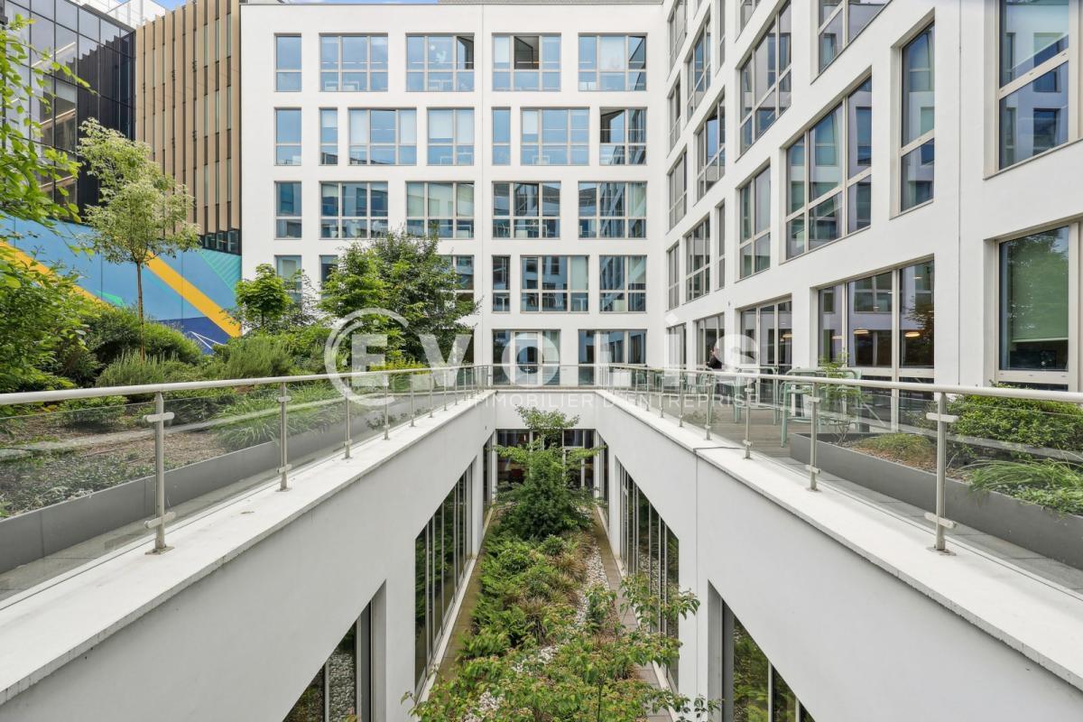 Bureau dans Fontenay-sous-Bois à louer Photo de l’immeuble– Image 1 sur 12