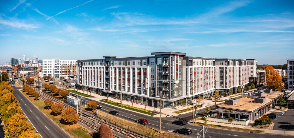 3441 South Blvd, Charlotte, NC à louer - Photo principale – Image 1 sur 3