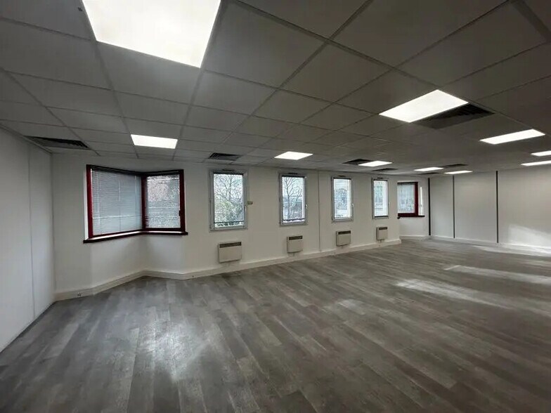 Bureau dans Lyon à louer - Photo de l’immeuble – Image 3 sur 5