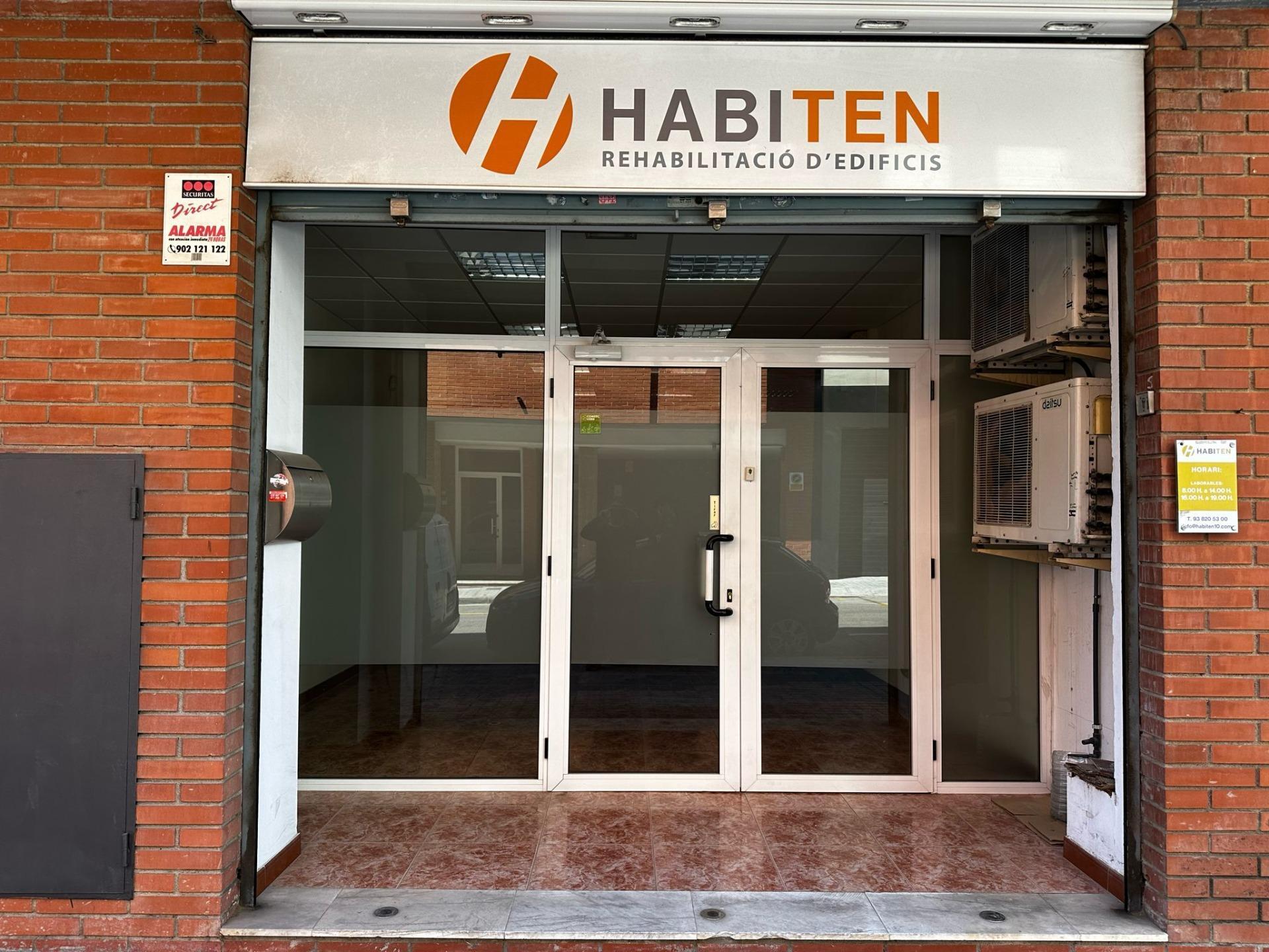 Local commercial dans Pallejà, Barcelona à louer Photo de l’immeuble– Image 1 sur 4
