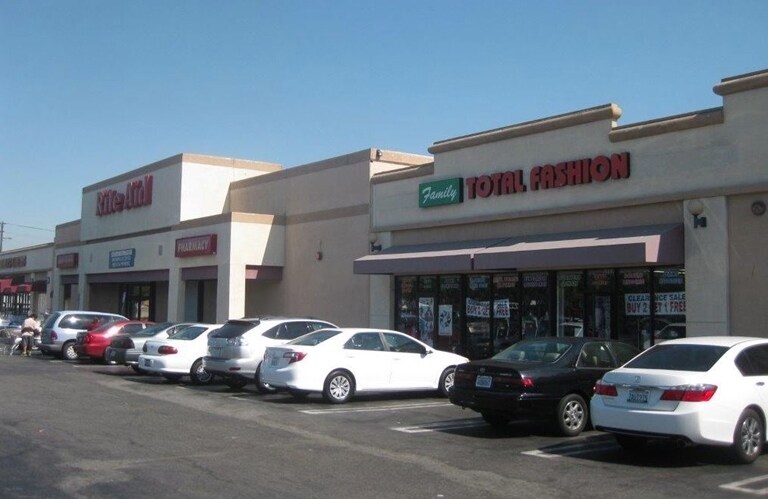 5820 Crenshaw Blvd, Los Angeles, CA à vendre - Photo de l’immeuble – Image 3 sur 3