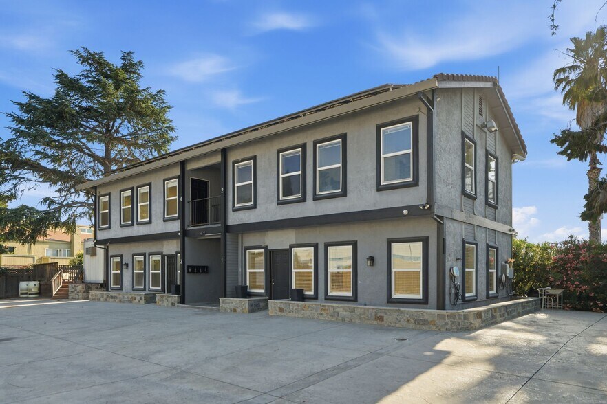 1131 Luchessi Dr, San Jose, CA à vendre - Photo de l’immeuble – Image 2 sur 18