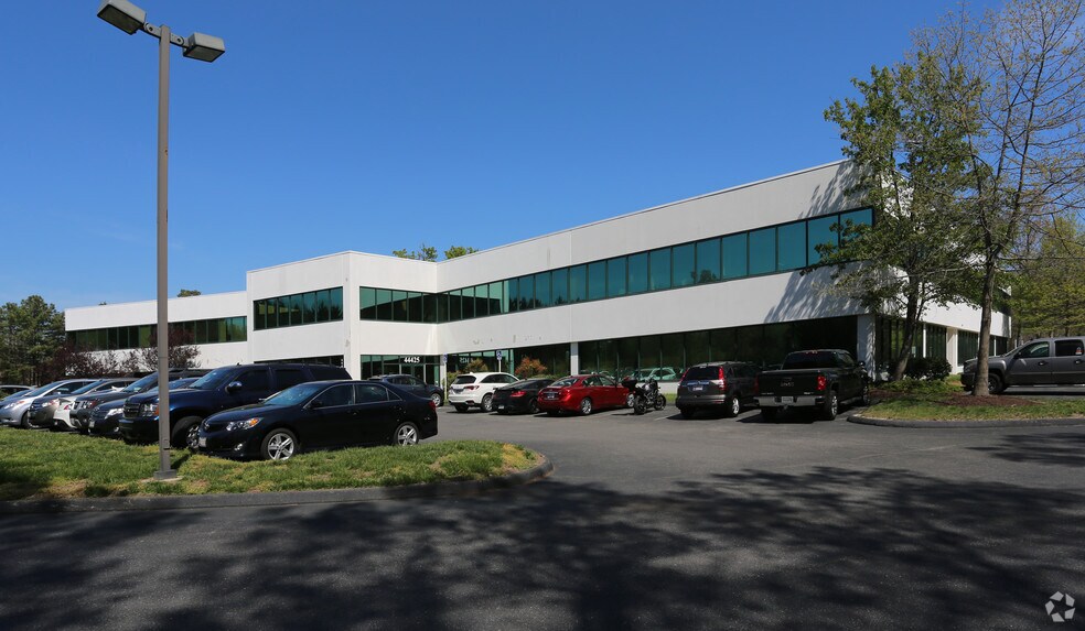 44425 Pecan Ct, California, MD à louer - Photo principale – Image 1 sur 7