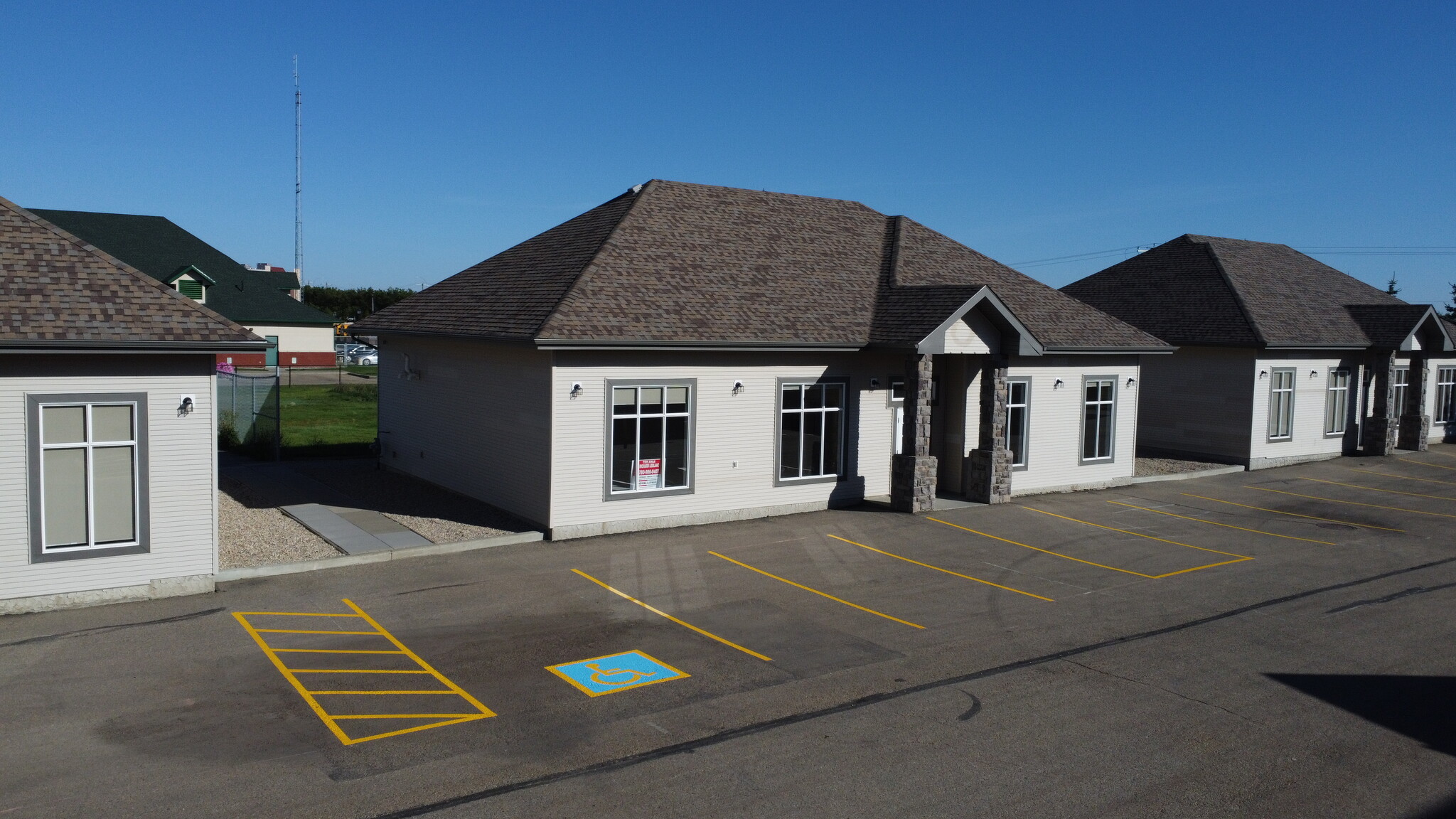 5505 Magasin Av, Beaumont, AB à vendre Photo de l’immeuble– Image 1 sur 7