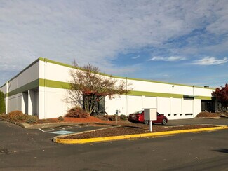 Plus de détails pour 22402-22440 72nd Ave S, Kent, WA - Industriel/Logistique à louer