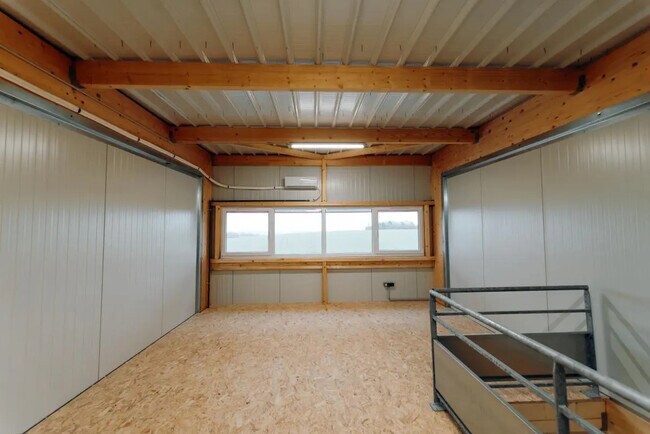 Plus de détails pour 10 Rue Du Chateau D'Angleterre, Schiltigheim - Local d'activités à louer