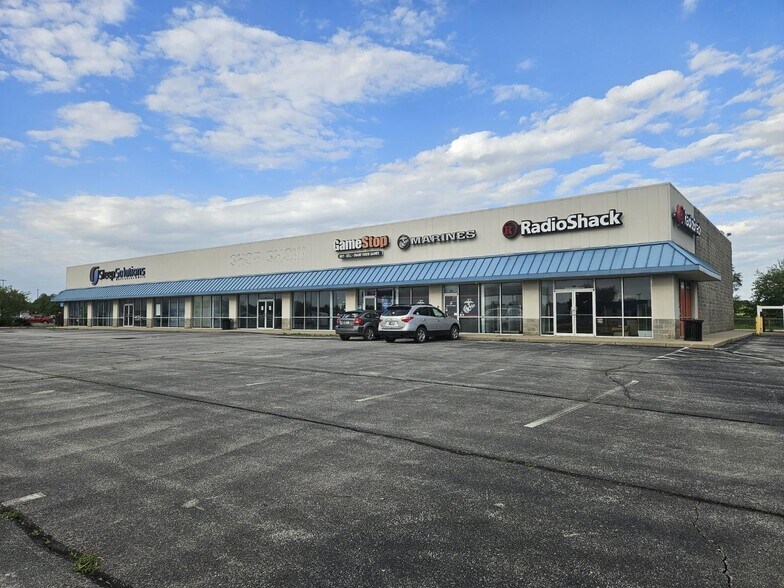 2513-2521 E North St, Kendallville, IN à louer - Photo de l’immeuble – Image 2 sur 8