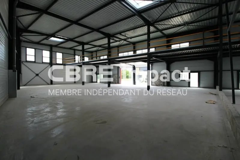 Industriel/Logistique dans Gevrey-Chambertin à louer - Photo de l’immeuble – Image 2 sur 6