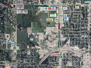 2126 N Van Buren St, Enid, OK à louer Aérien– Image 1 sur 1