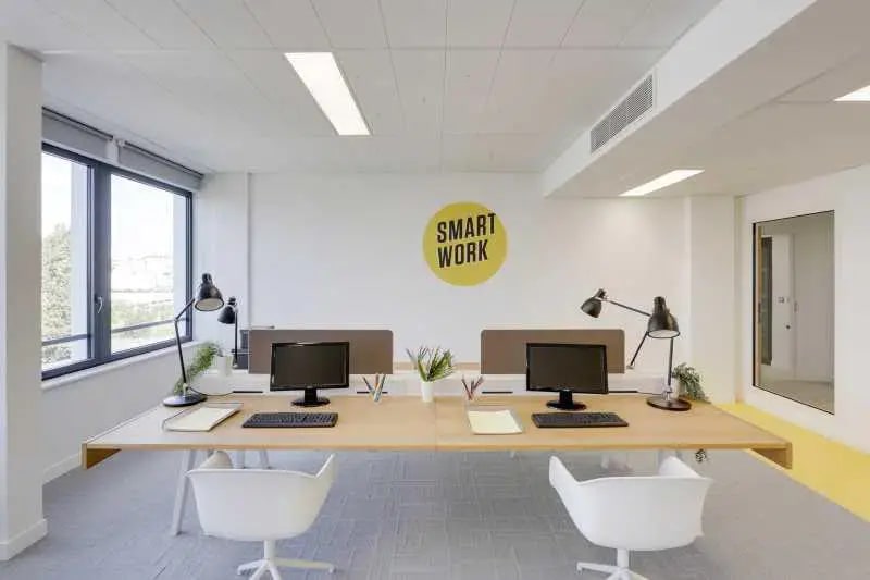 11 Dubonnet Av, Courbevoie à louer Photo intérieure– Image 1 sur 5